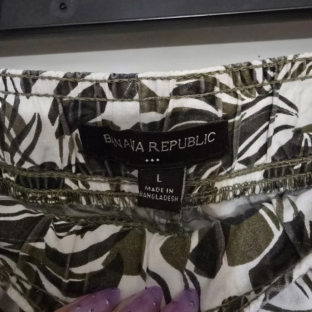 Banana Republic Printed Drawstring Shorts